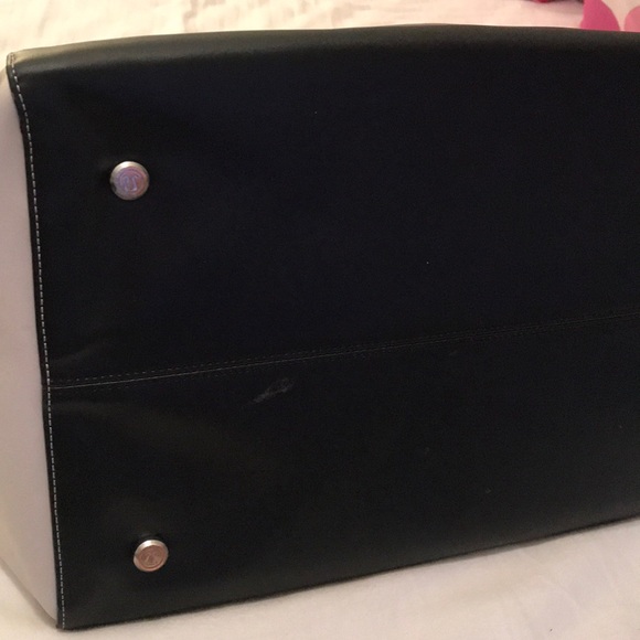 Gym Bag - Picture 3 of 9